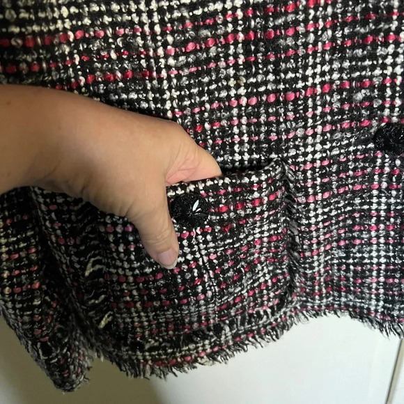 Chico"s Black Pink Plaid Tweed Fringe Blazer Size XL - Picture 4 of 9